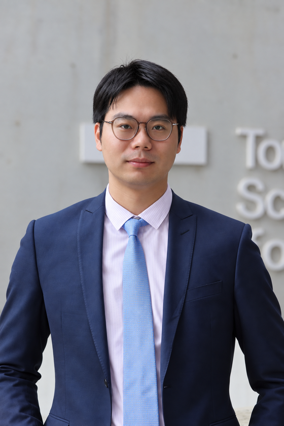 Yifan Zhang | 张乙凡